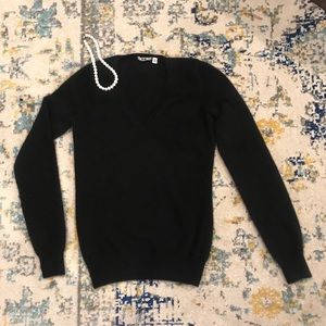 Black Uniqlo Cashmere V Neck Sweater  XS